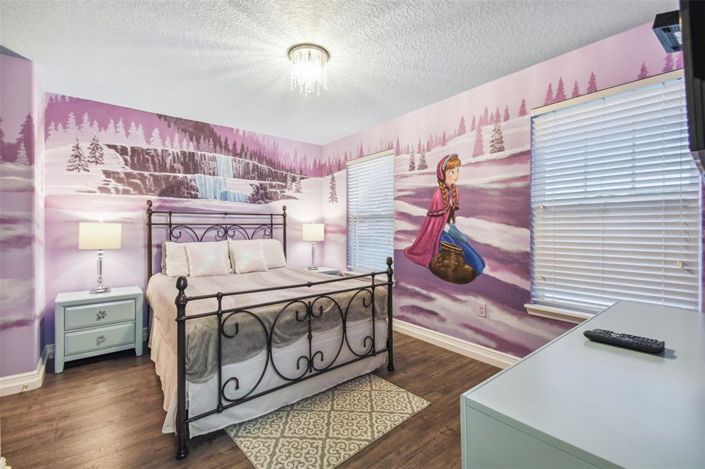 Image No.58-5 Bed Property for sale