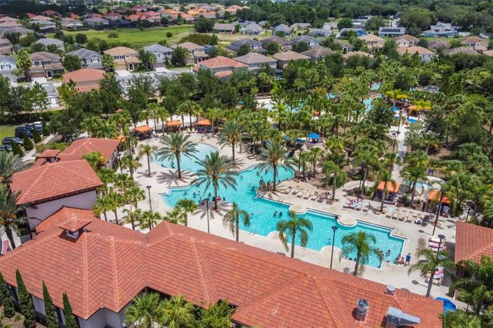 Image No.65-5 Bed Property for sale