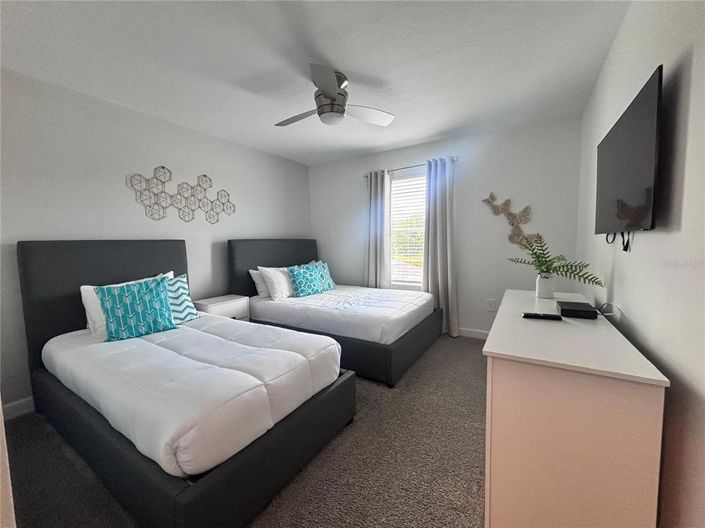 Image No.13-4 Bed Townhouse for sale