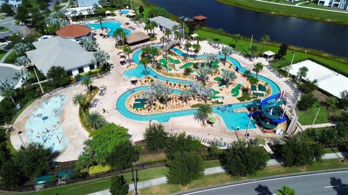 Image No.19-4 Bed Townhouse for sale