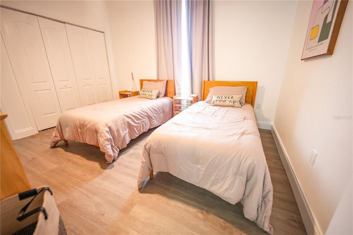 Image No.13-2 Bed Property for sale