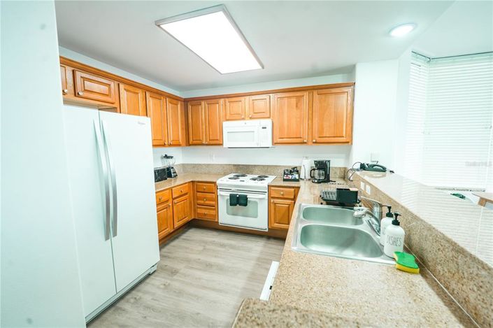 Image No.21-2 Bed Property for sale