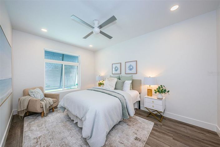 Image No.23-4 Bed Townhouse for sale