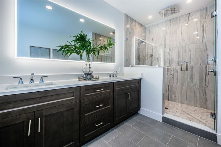 Image No.36-4 Bed Townhouse for sale