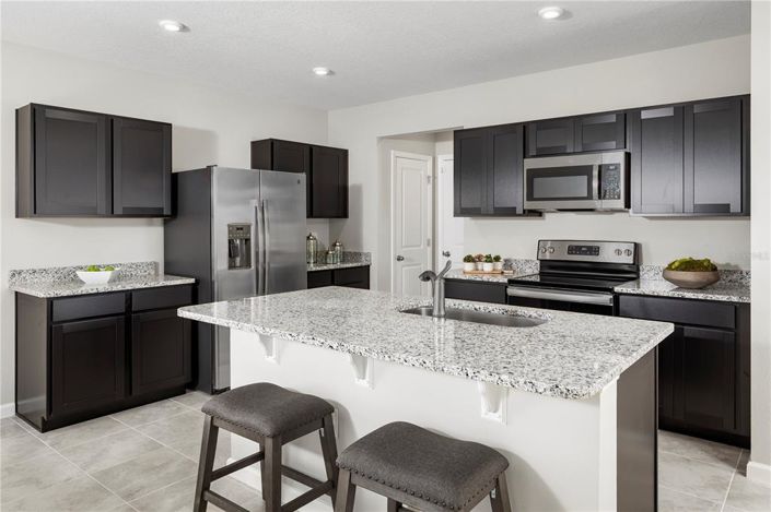 Image No.3-4 Bed Property for sale