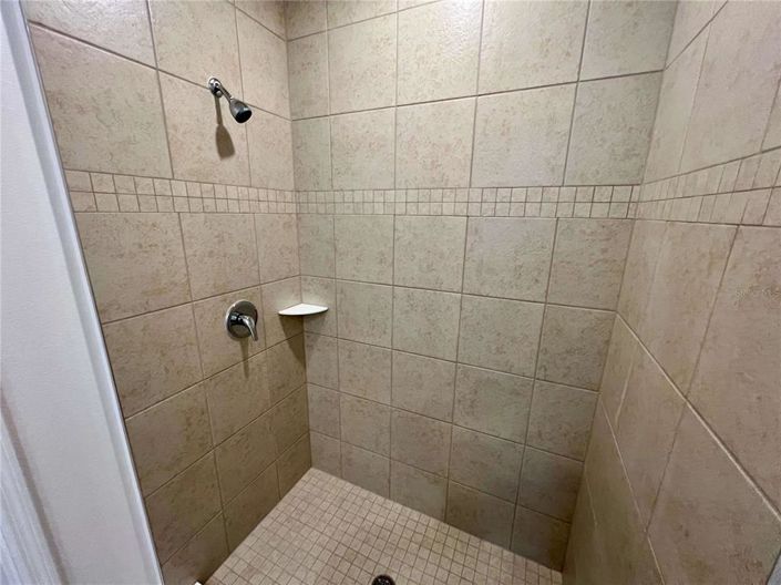 Image No.6-4 Bed Property for sale