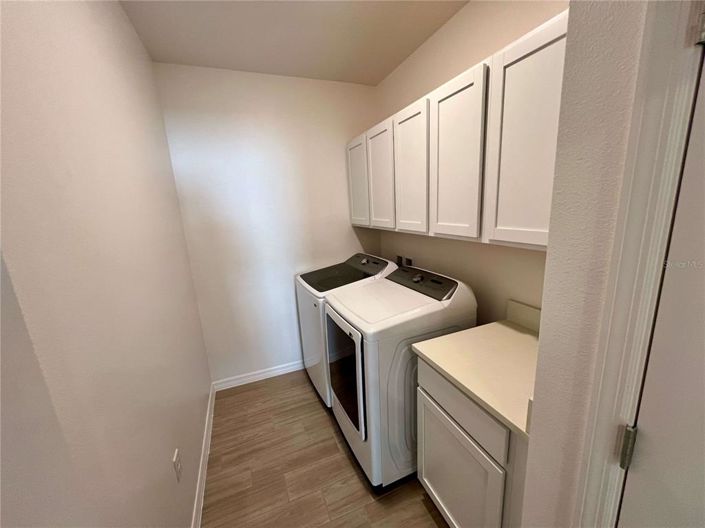 Image No.9-4 Bed Property for sale