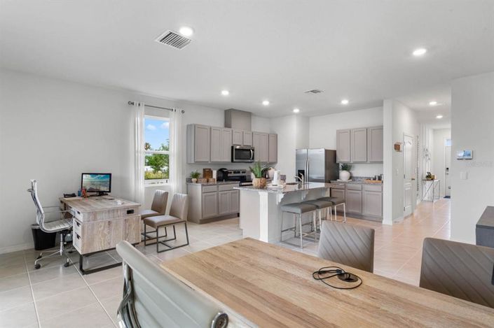 Image No.11-3 Bed Townhouse for sale