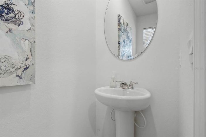 Image No.31-3 Bed Townhouse for sale