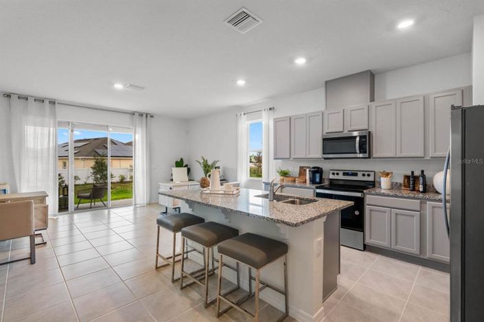 Image No.4-3 Bed Townhouse for sale