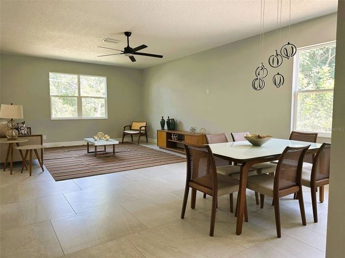 Image No.4-Propriété de 4 chambres à vendre à Haines City