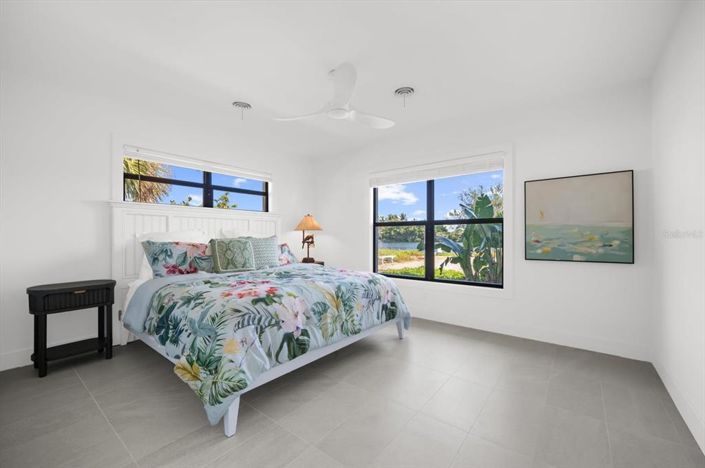 Image No.37-4 Bed Property for sale