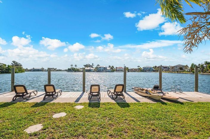 Image No.83-4 Bed Property for sale