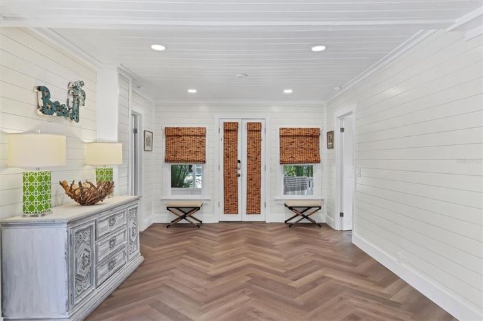 Image No.15-2 Bed Property for sale