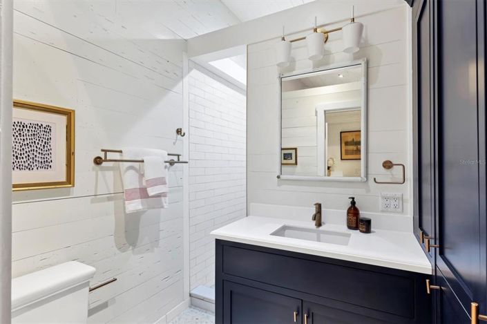 Image No.30-2 Bed Property for sale