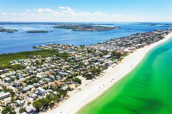 Image No.43-2 Bed Property for sale