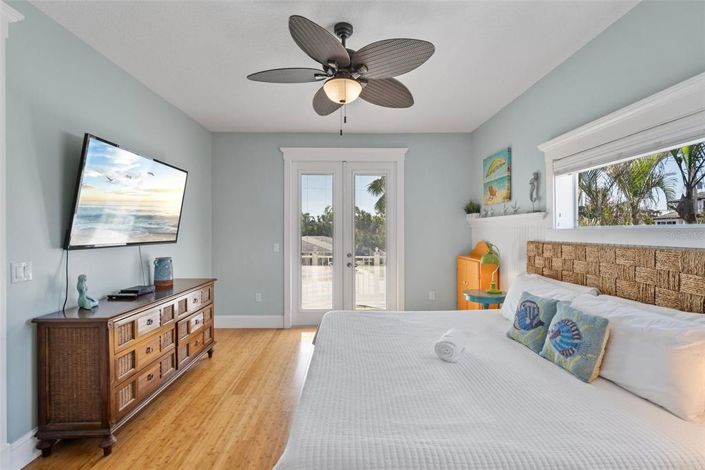 Image No.17-6 Bed Property for sale