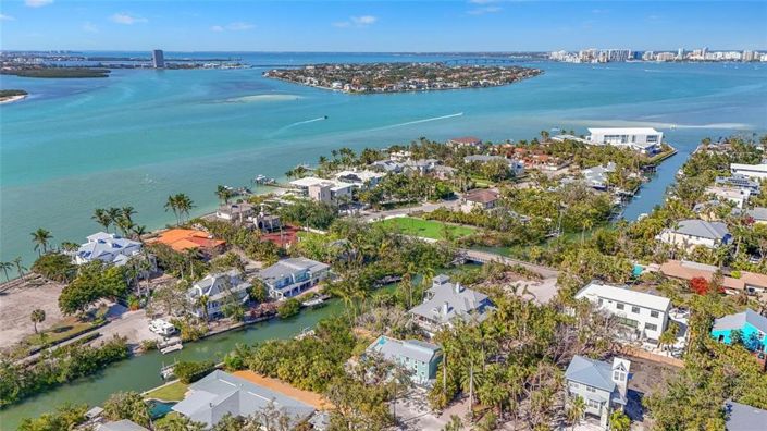 Image No.2-3 Bed Property for sale