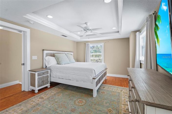 Image No.25-3 Bed Property for sale