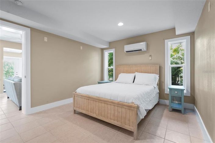 Image No.39-3 Bed Property for sale