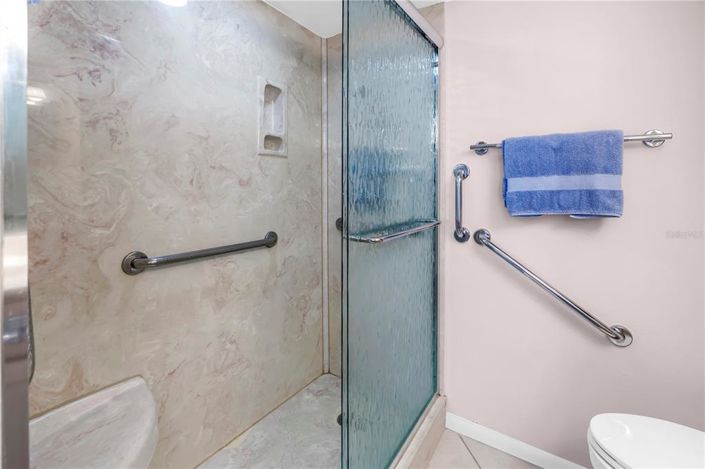 Image No.26-2 Bed Property for sale