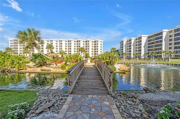 Image No.38-2 Bed Property for sale