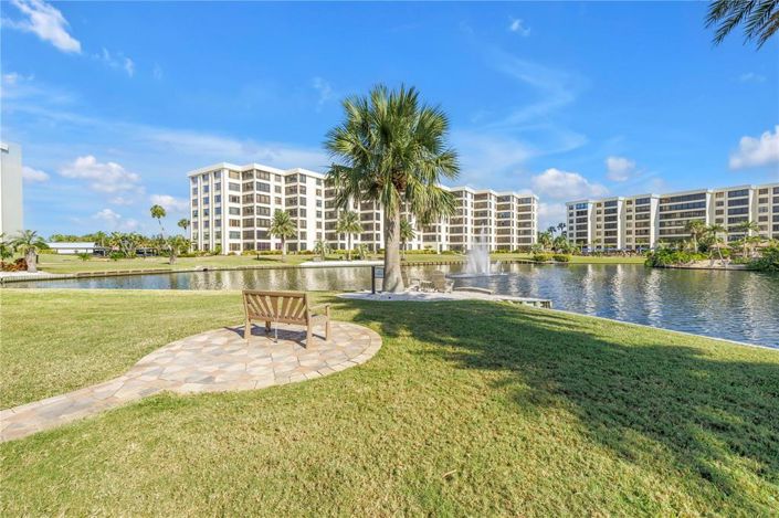 Image No.45-2 Bed Property for sale