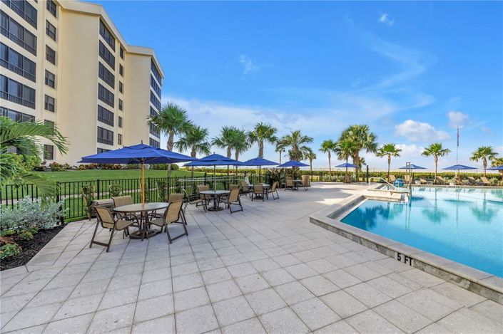 Image No.51-2 Bed Property for sale