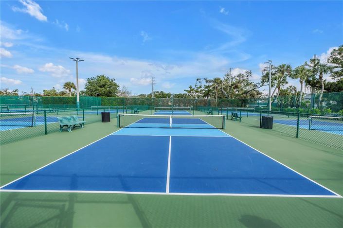 Image No.53-2 Bed Property for sale