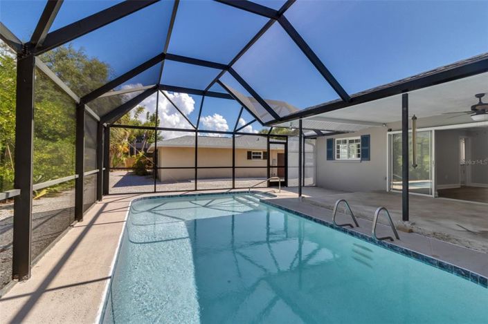 Image No.36-3 Bed Property for sale