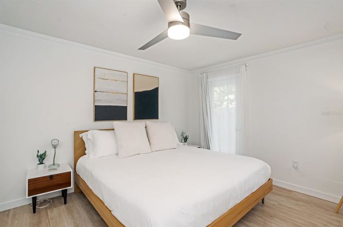 Image No.28-4 Bed Property for sale