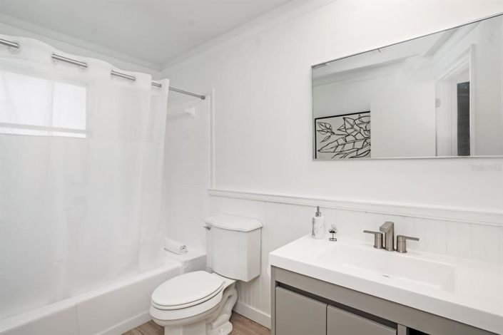 Image No.30-4 Bed Property for sale