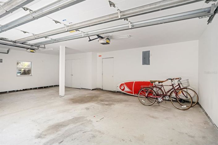 Image No.52-4 Bed Property for sale