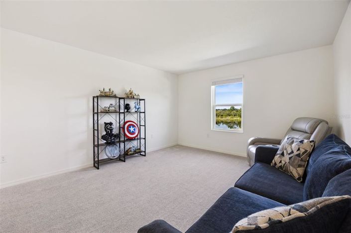 Image No.13-3 Bed Property for sale