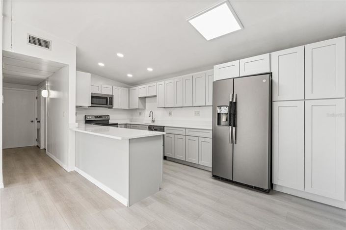 Image No.23-4 Bed Property for sale