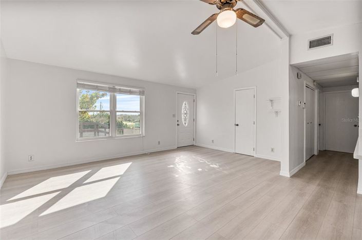 Image No.25-4 Bed Property for sale