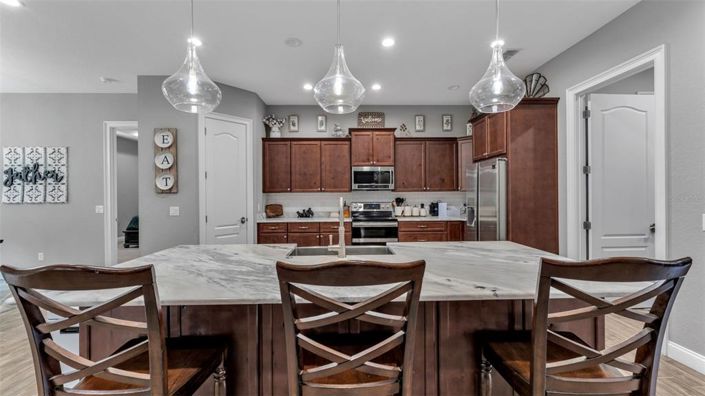 Image No.22-3 Bed Property for sale