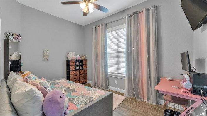 Image No.37-3 Bed Property for sale