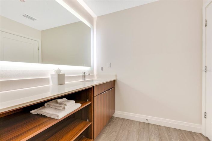 Image No.18-3 Bed Property for sale