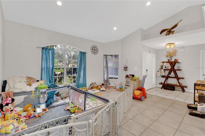 Image No.9-4 Bed Property for sale