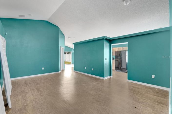 Image No.2-Propriété de 4 chambres à vendre à Davenport