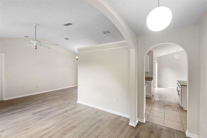 Image No.10-Propriété de 4 chambres à vendre à Kissimmee