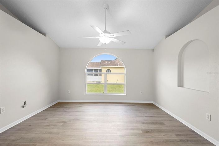 Image No.14-Propriété de 4 chambres à vendre à Kissimmee