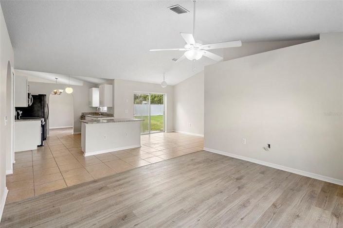 Image No.16-Propriété de 4 chambres à vendre à Kissimmee