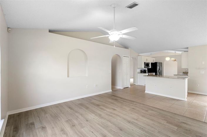 Image No.17-Propriété de 4 chambres à vendre à Kissimmee