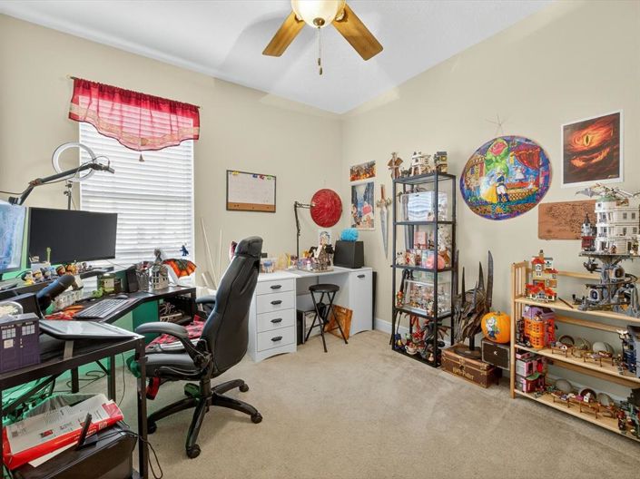 Image No.20-3 Bed Property for sale