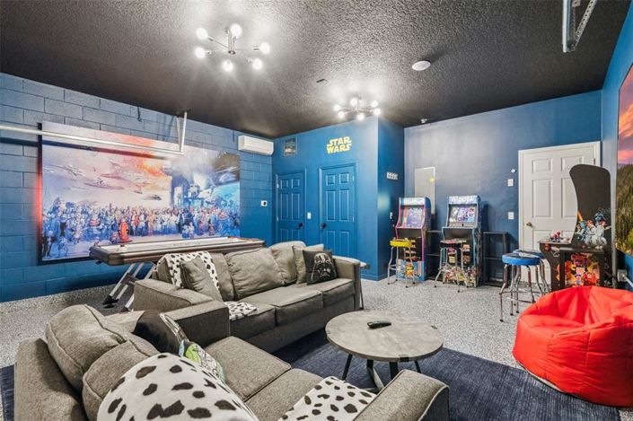 Image No.5-Propriété de 7 chambres à vendre à Kissimmee