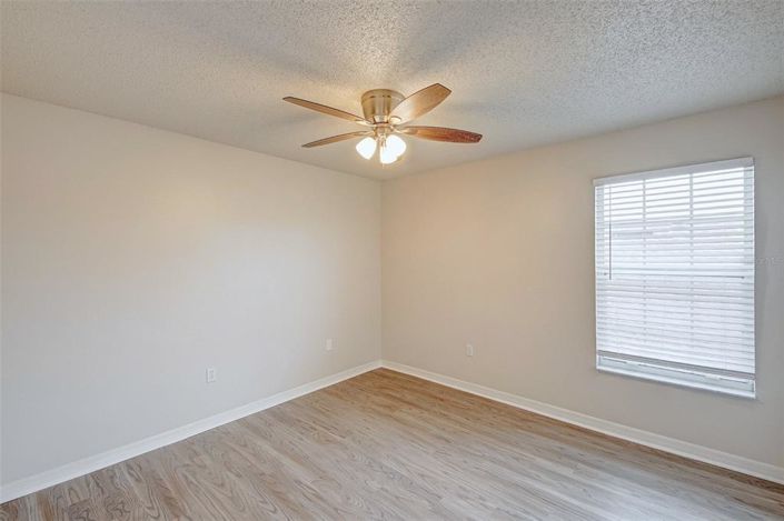 Image No.31-5 Bed Property for sale