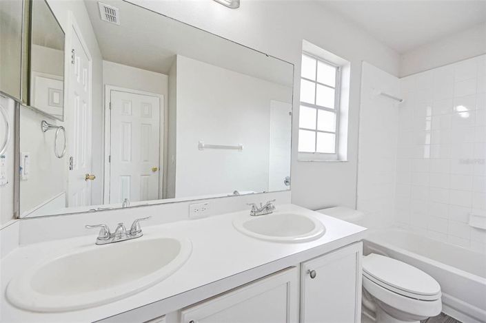 Image No.39-5 Bed Property for sale