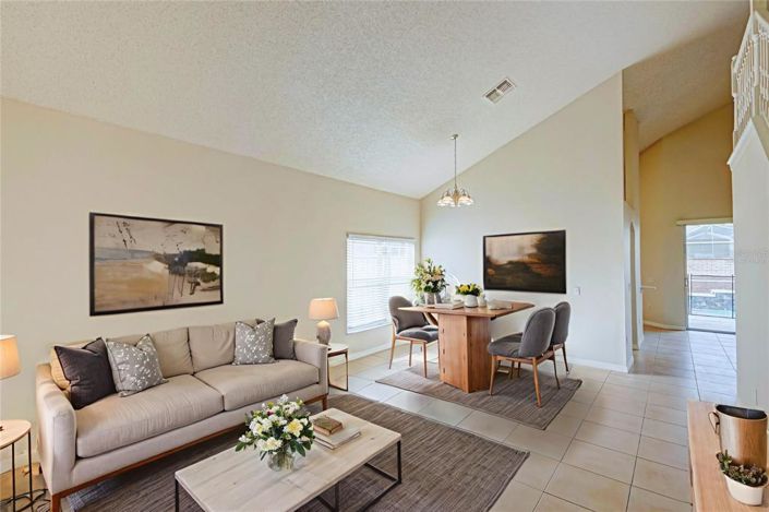 Image No.4-5 Bed Property for sale